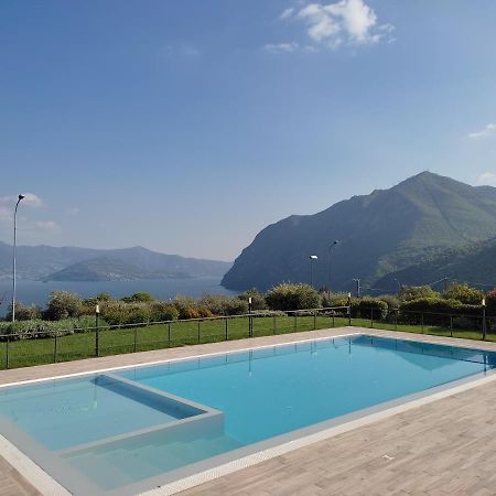 Iseolakerental - Costa Del Sole Riva di Solto Dış mekan fotoğraf